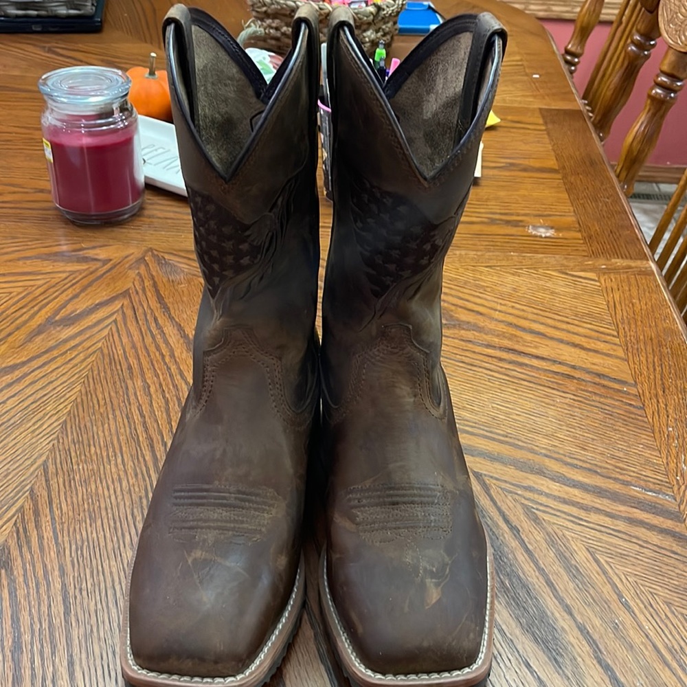 Men’s cowboy boots